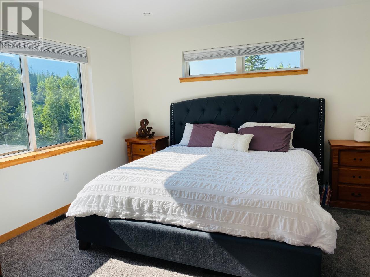 205 JOLIFFE  Way Rossland