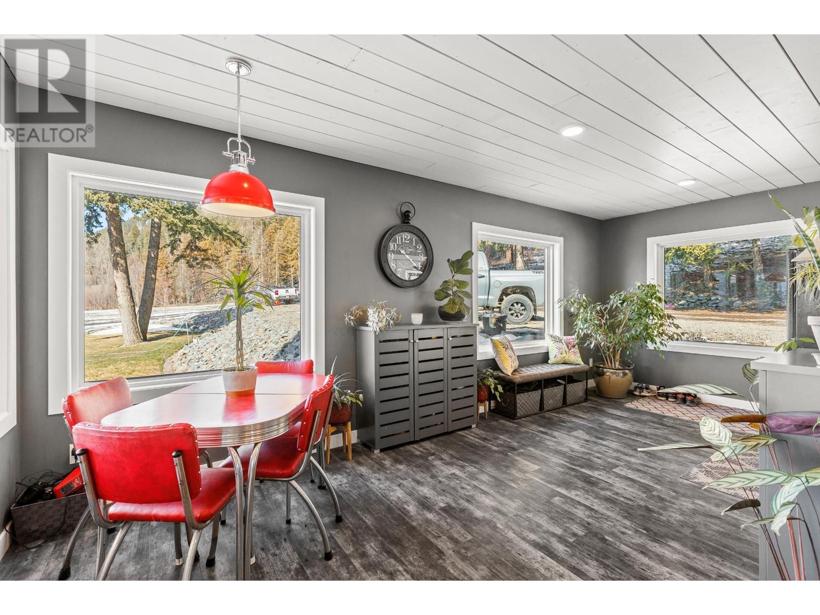 1200 16th N Avenue, Creston, British Columbia V0B 1G5 - Photo 13 - 2476461