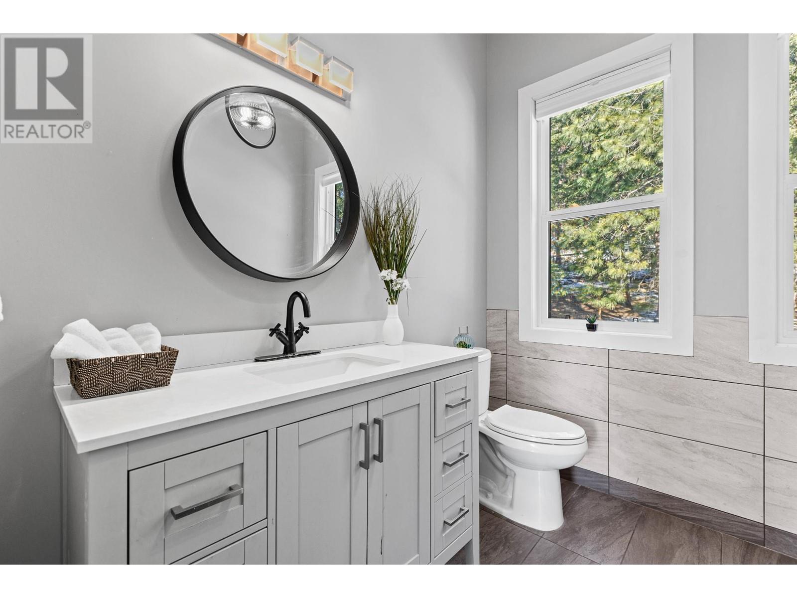 1200 16th N Avenue, Creston, British Columbia V0B 1G5 - Photo 39 - 2476461