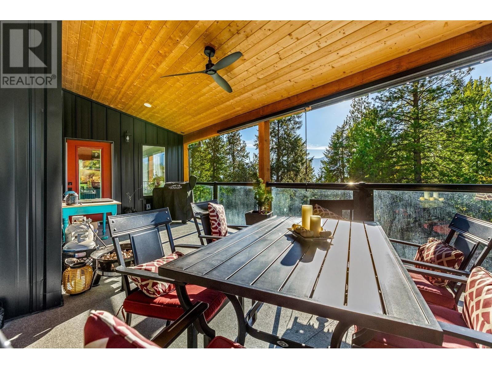 1200 16th N Avenue, Creston, British Columbia V0B 1G5 - Photo 25 - 2476461