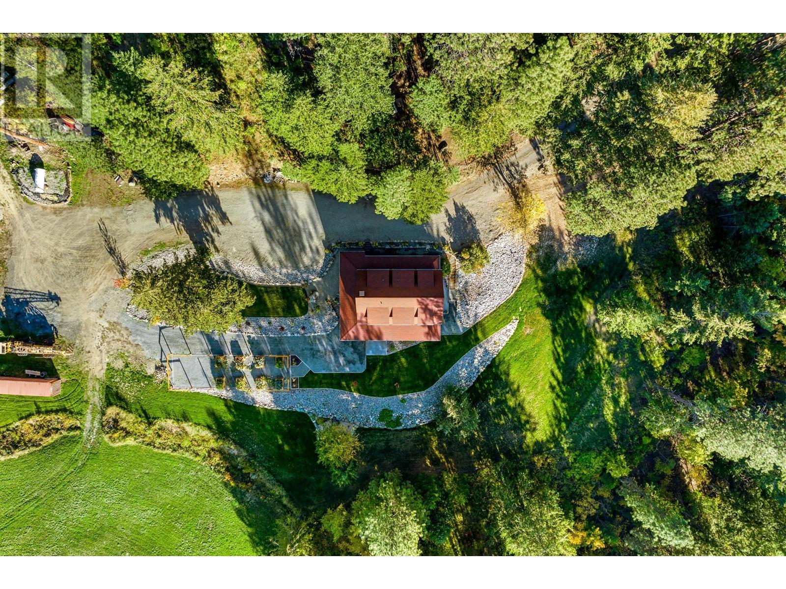 1200 16th N Avenue, Creston, British Columbia V0B 1G5 - Photo 66 - 2476461