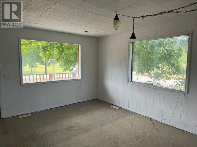 693 Ninth Avenue, Midway, British Columbia V0H 1M0 - Photo 5 - 2476585