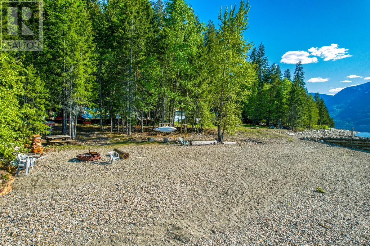 13589 Mountain Shores  Road, Boswell, British Columbia  V0B 1A4 - Photo 12 - 2476671