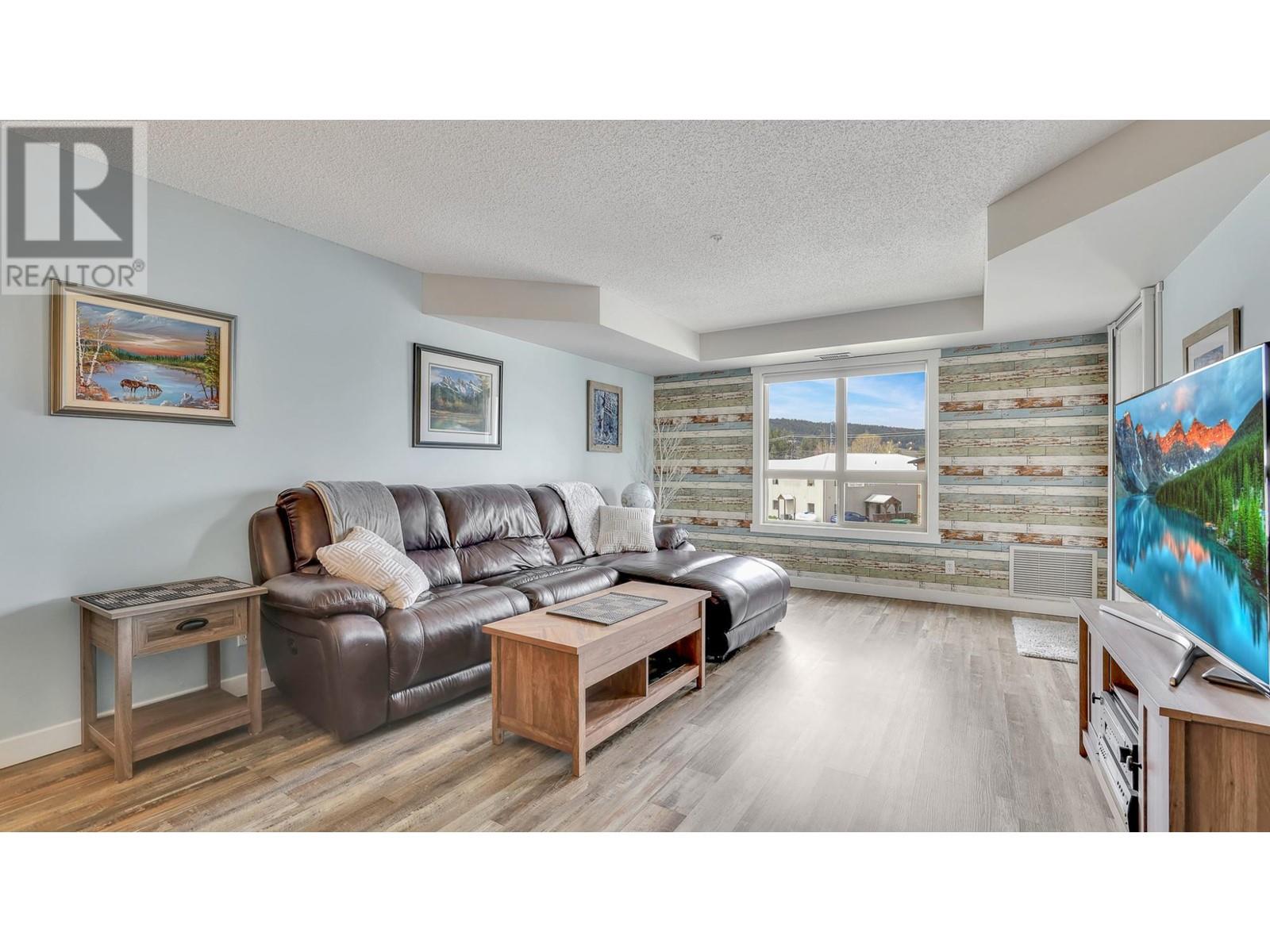 205 THIRD  Avenue Unit# 3216 Invermere