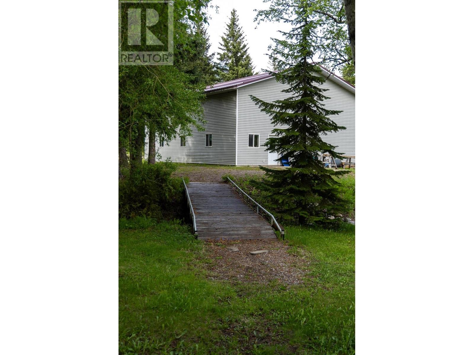 3292 ANDERSON  Road Fernie