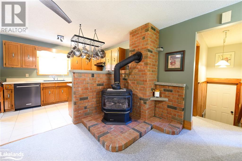 80 Mary Street, Clearview (Creemore), Ontario  L0M 1G0 - Photo 8 - S10439110