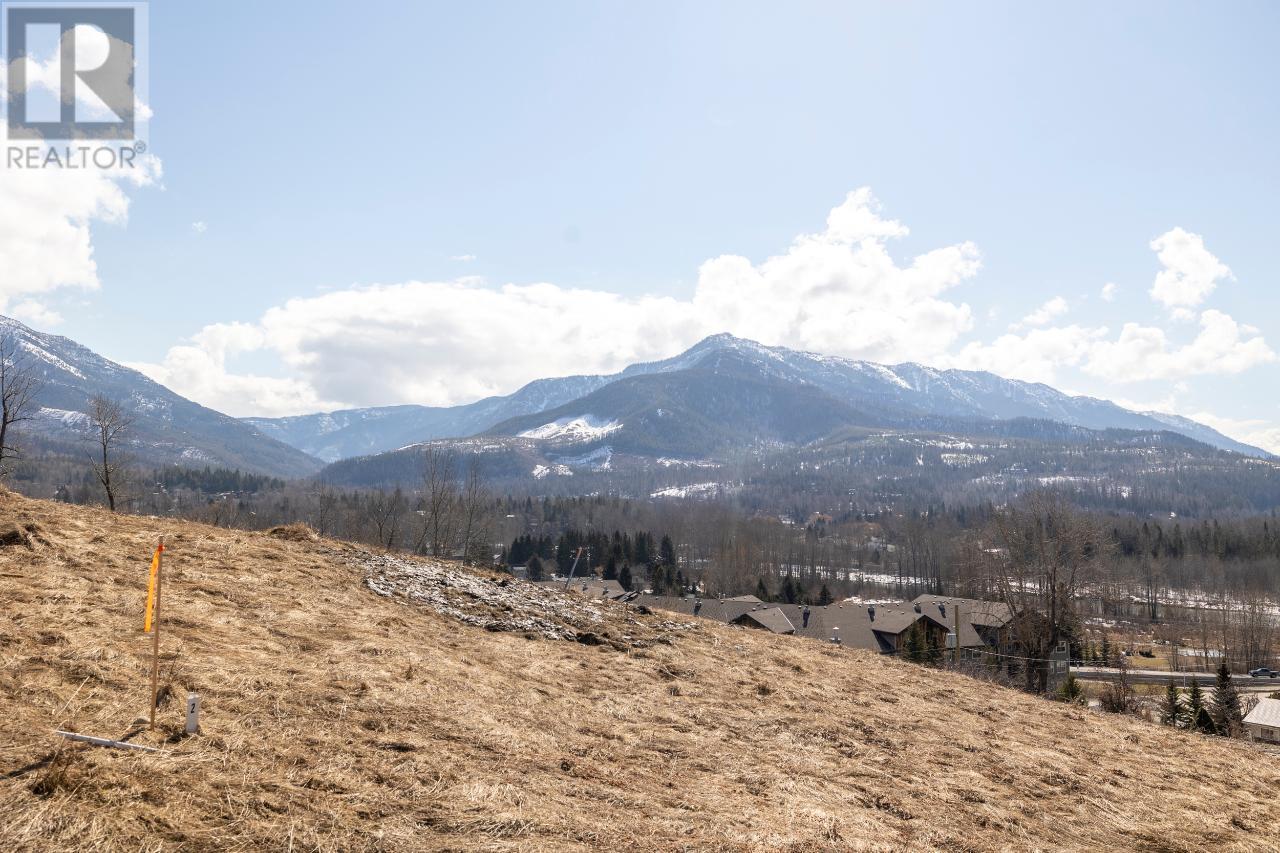 1653 Mcleod Avenue, Fernie, British Columbia  V0B 1M1 - Photo 15 - 2477374