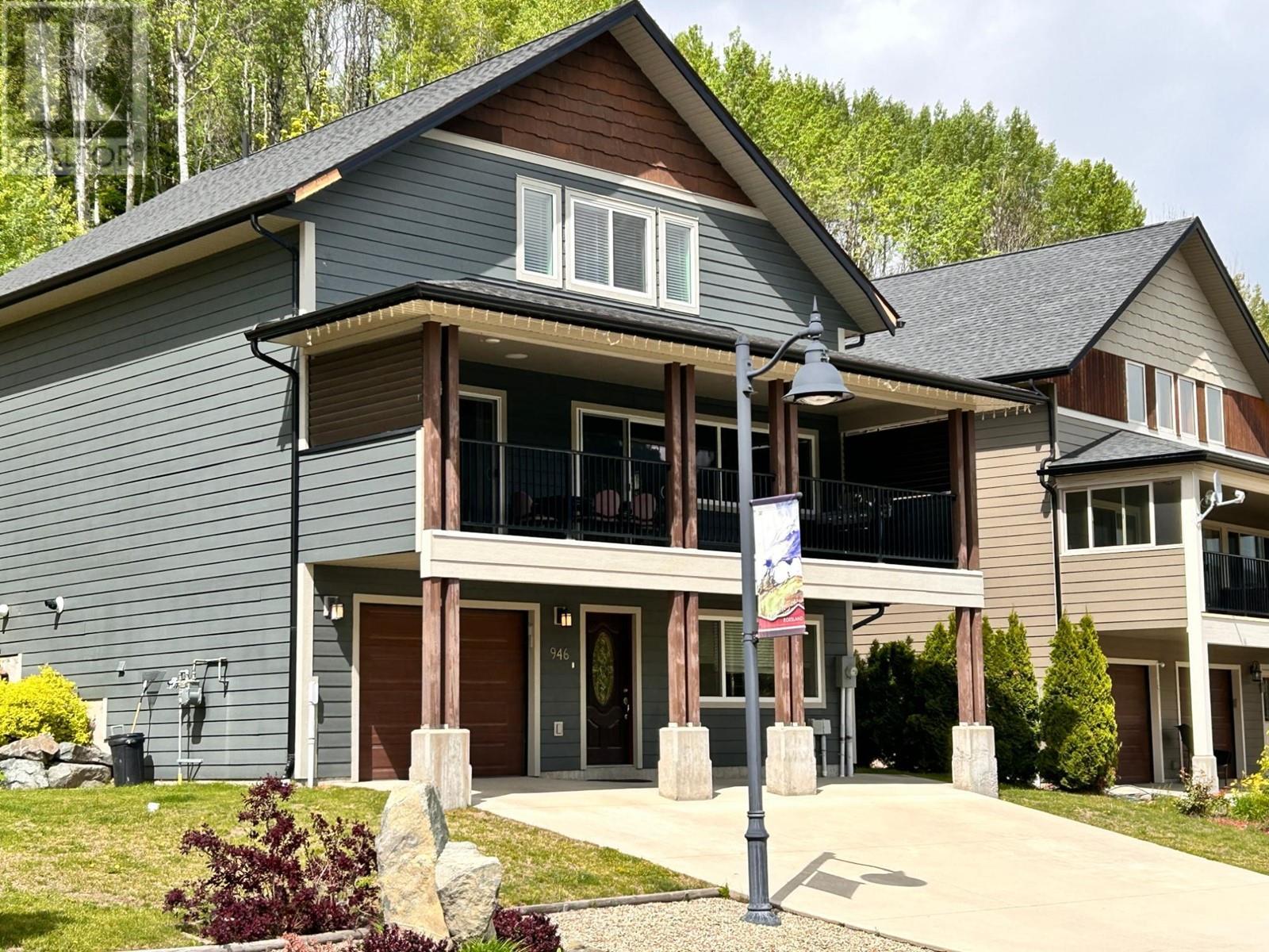 946 REDSTONE  Drive Rossland