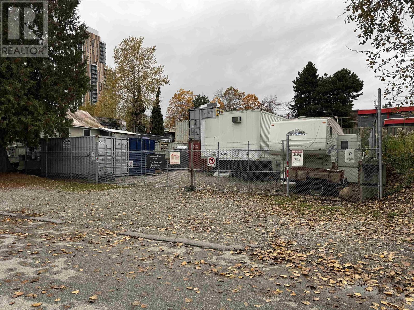 937 Sherwood Avenue, Coquitlam, British Columbia  V3K 1A8 - Photo 3 - C8064089
