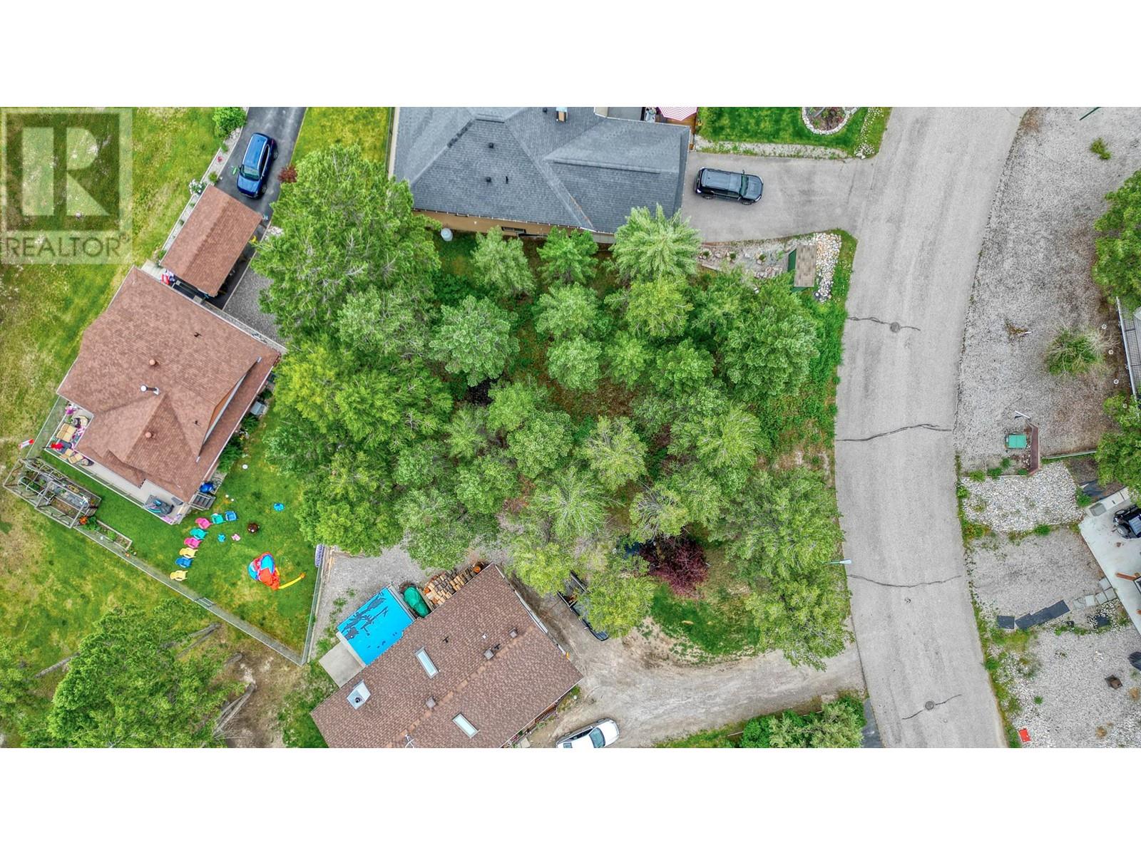 7315 GLACIER Drive, radium hot springs, British Columbia