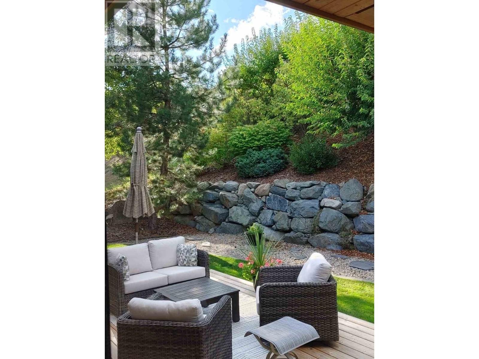 922 REDSTONE  Drive Rossland