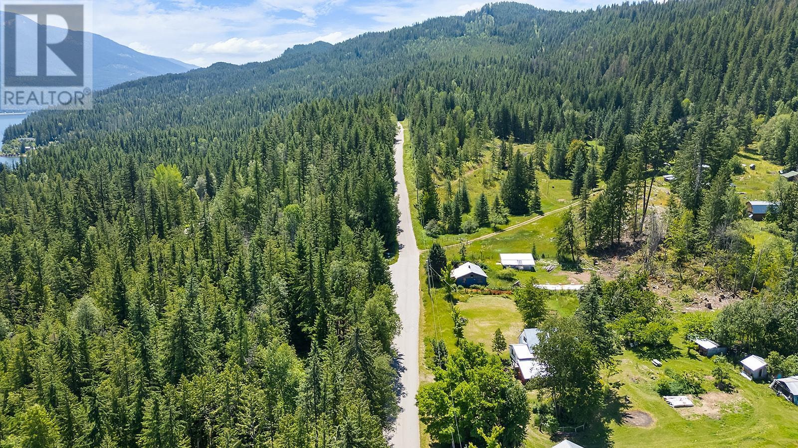 15781 Peters Road, Crawford Bay, British Columbia  V0B 1E0 - Photo 52 - 2478206
