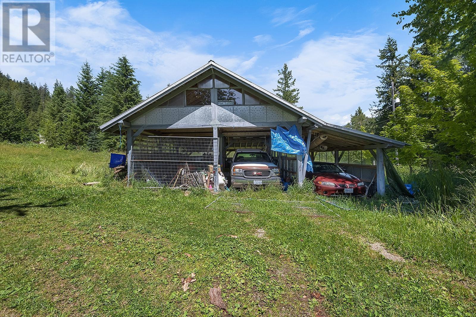 15781 Peters Road, Crawford Bay, British Columbia  V0B 1E0 - Photo 53 - 2478206