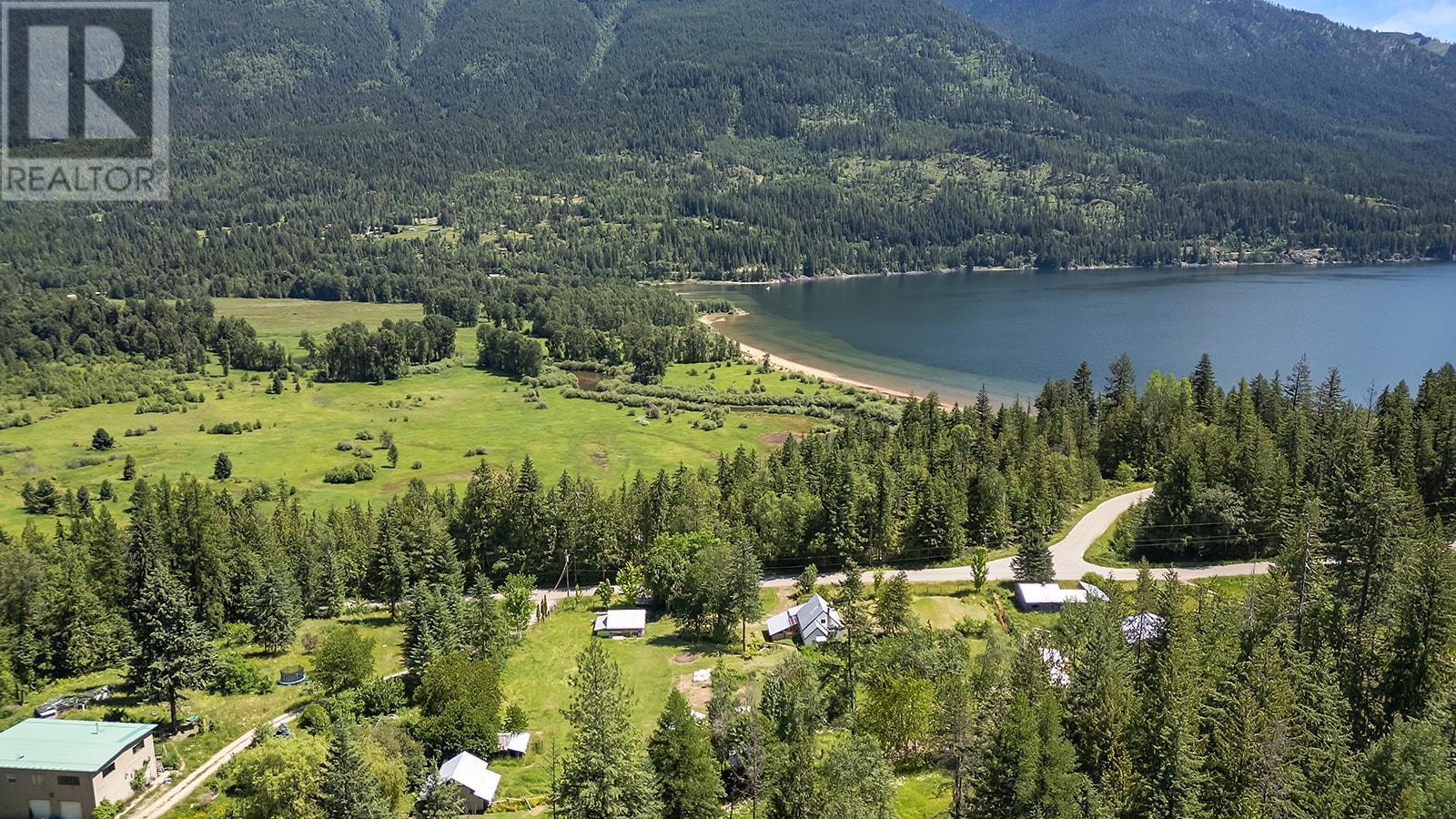 15781 Peters Road, Crawford Bay, British Columbia  V0B 1E0 - Photo 56 - 2478206