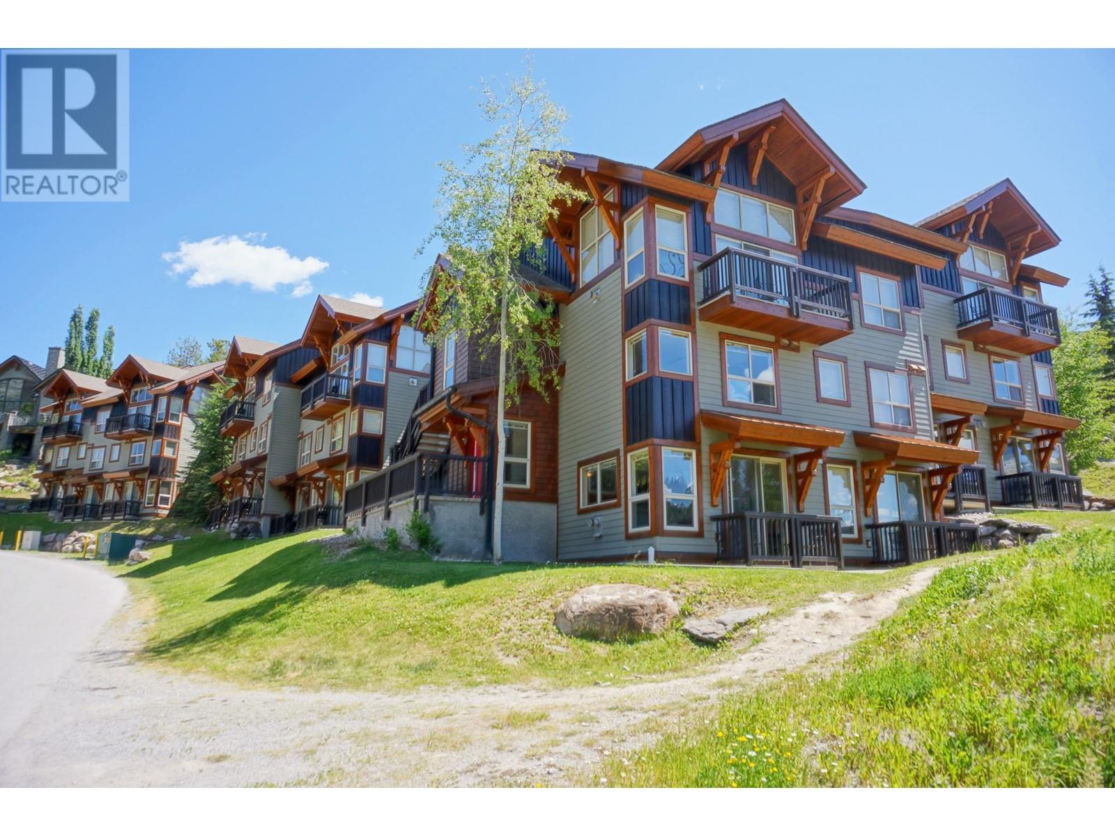 2049 SUMMIT Drive Unit# 314B, panorama, British Columbia