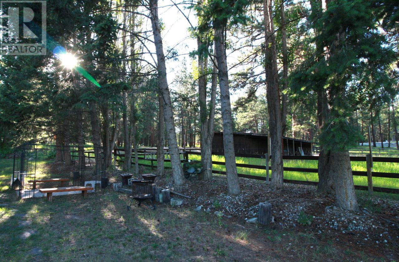380 Ivy Road, Cranbrook, British Columbia  V1C 6W6 - Photo 33 - 2478352