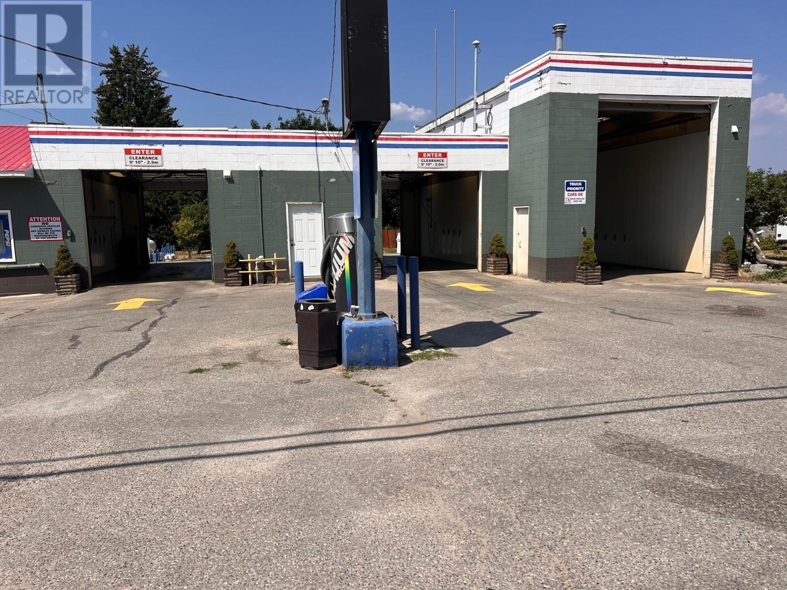 631 20th  S Avenue, Creston, British Columbia  V0B 1G5 - Photo 5 - 2478537