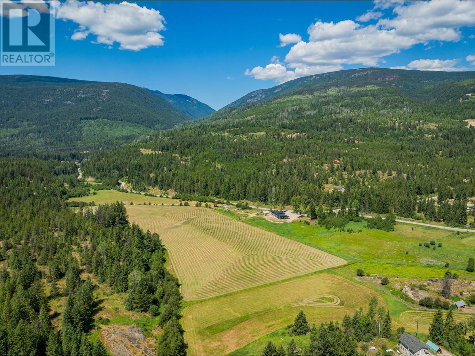 2335 PASS CREEK  Road Castlegar