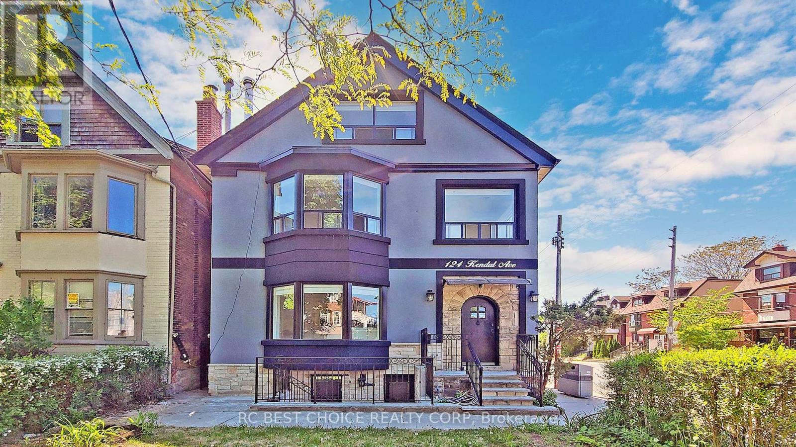 Main Fl - 124 Kendal Avenue, Toronto, Ontario  M5R 1L9 - Photo 1 - C9768046