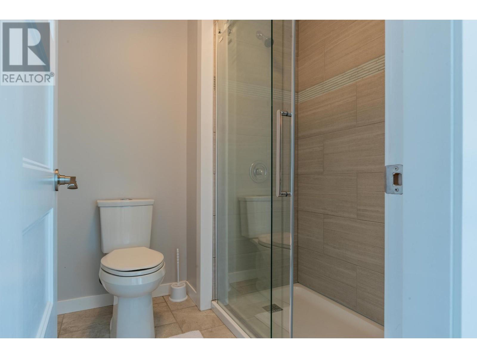 Property at 1532 ASPEN Lane image 3