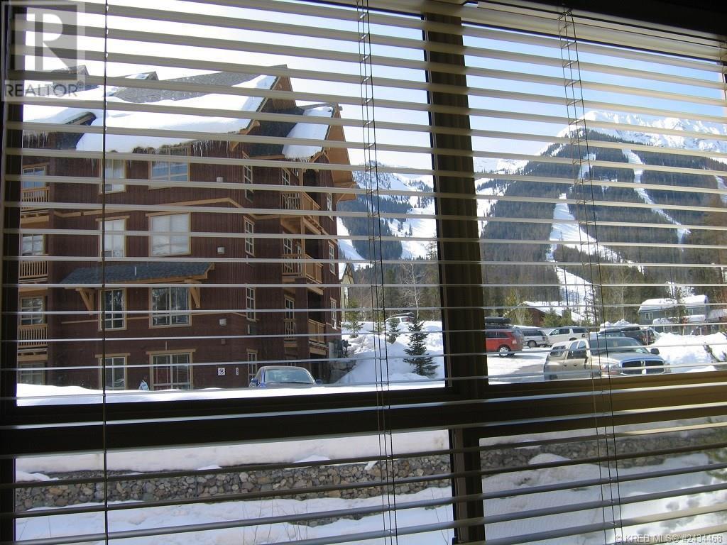 4559 Timberline Crescent Unit# 631c, Fernie, British Columbia  V0B 1M6 - Photo 2 - 2479099