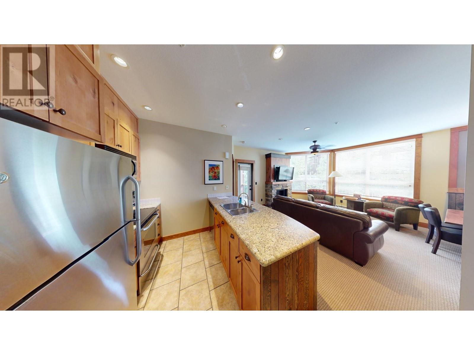 4559 Timberline Crescent Unit# 631c, Fernie, British Columbia  V0B 1M6 - Photo 4 - 2479099