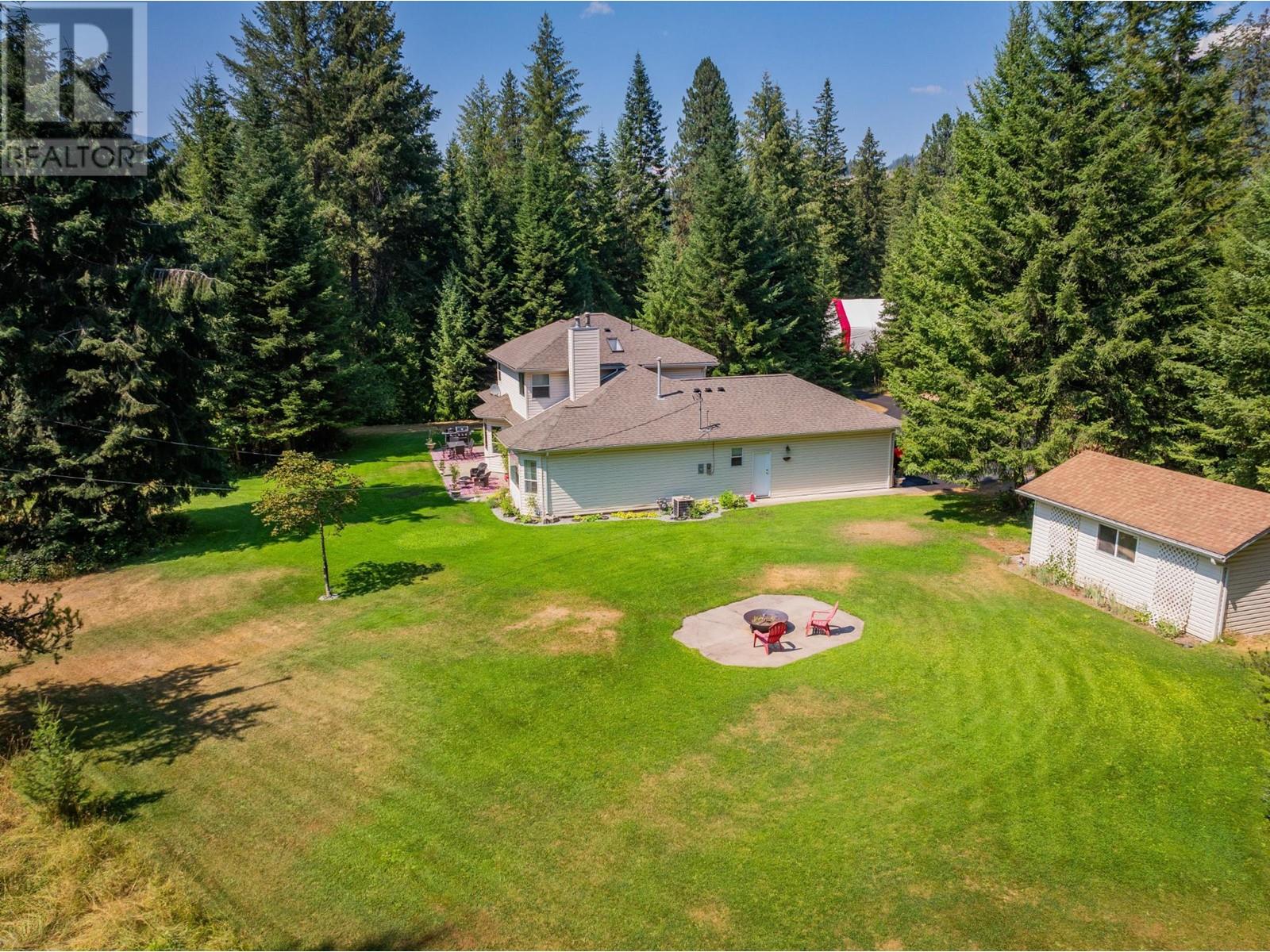 2718 Osachoff Road, South Slocan, British Columbia  V1N 2C0 - Photo 2 - 2479128