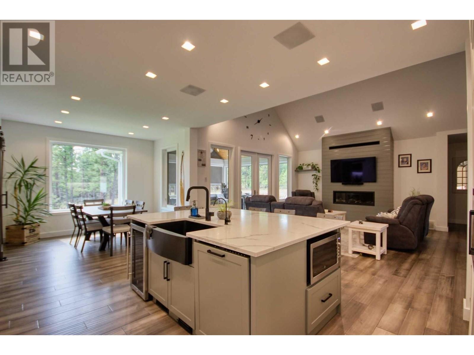 2106 Whistle Wood Way, Cranbrook, British Columbia  V1C 6V6 - Photo 7 - 2479236