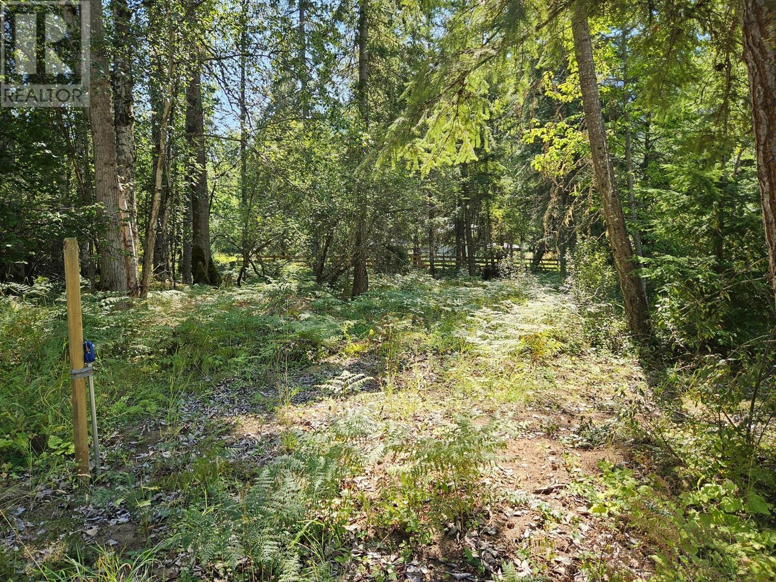 5851 6 Highway, Burton, British Columbia V0G 1E0 - Photo 32 - 2479382