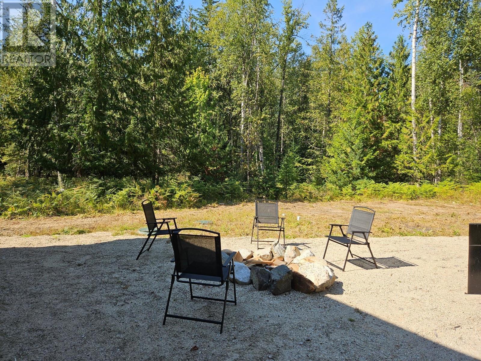 5851 6 Highway, Burton, British Columbia V0G 1E0 - Photo 33 - 2479382