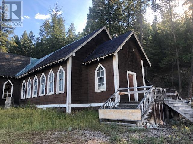 4954 Madsen Road, Radium Hot Springs, British Columbia  V0A 1M0 - Photo 1 - 2479433
