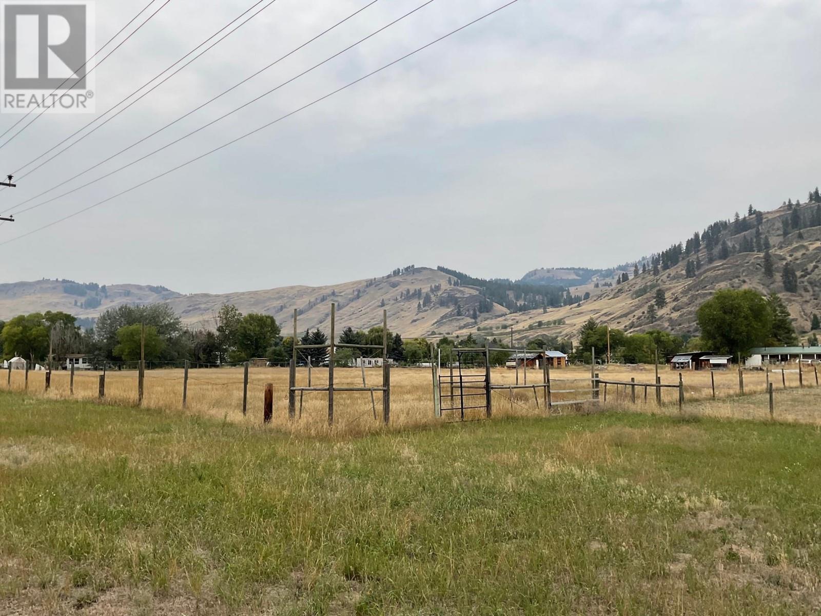 923,931 Twelfth Avenue, Midway, British Columbia V0H 1M0 - Photo 1 - 2479484