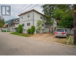 643 11TH Avenue, castlegar, British Columbia