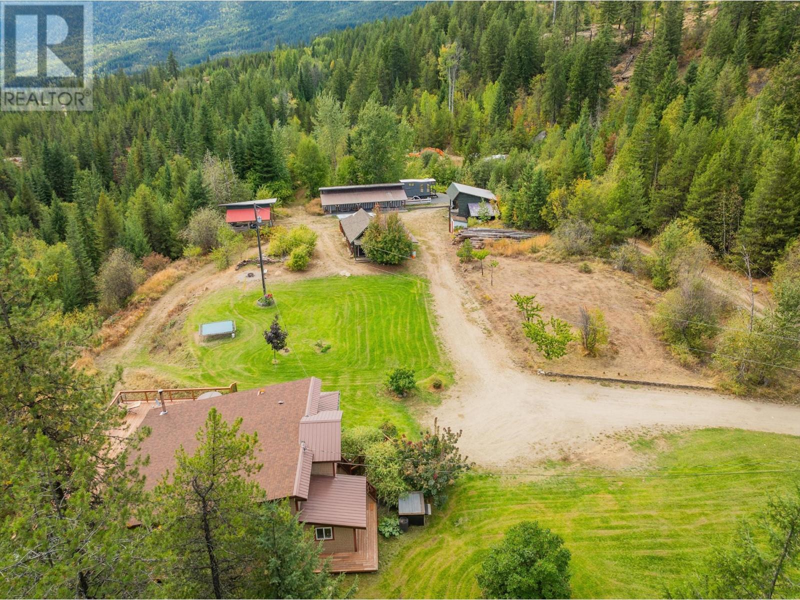 2396 NAULT  Road Castlegar