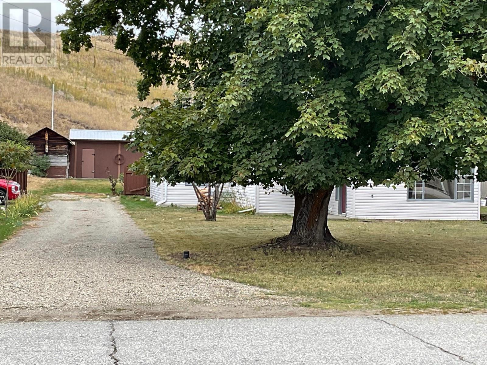 270 Dominion Street, Midway, British Columbia  V0H 1M0 - Photo 3 - 2479819
