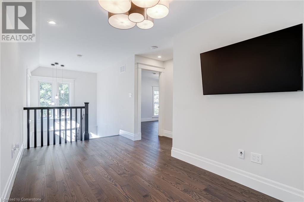 100 Kensington Avenue S, Hamilton, Ontario  L8M 3H3 - Photo 28 - 40670899