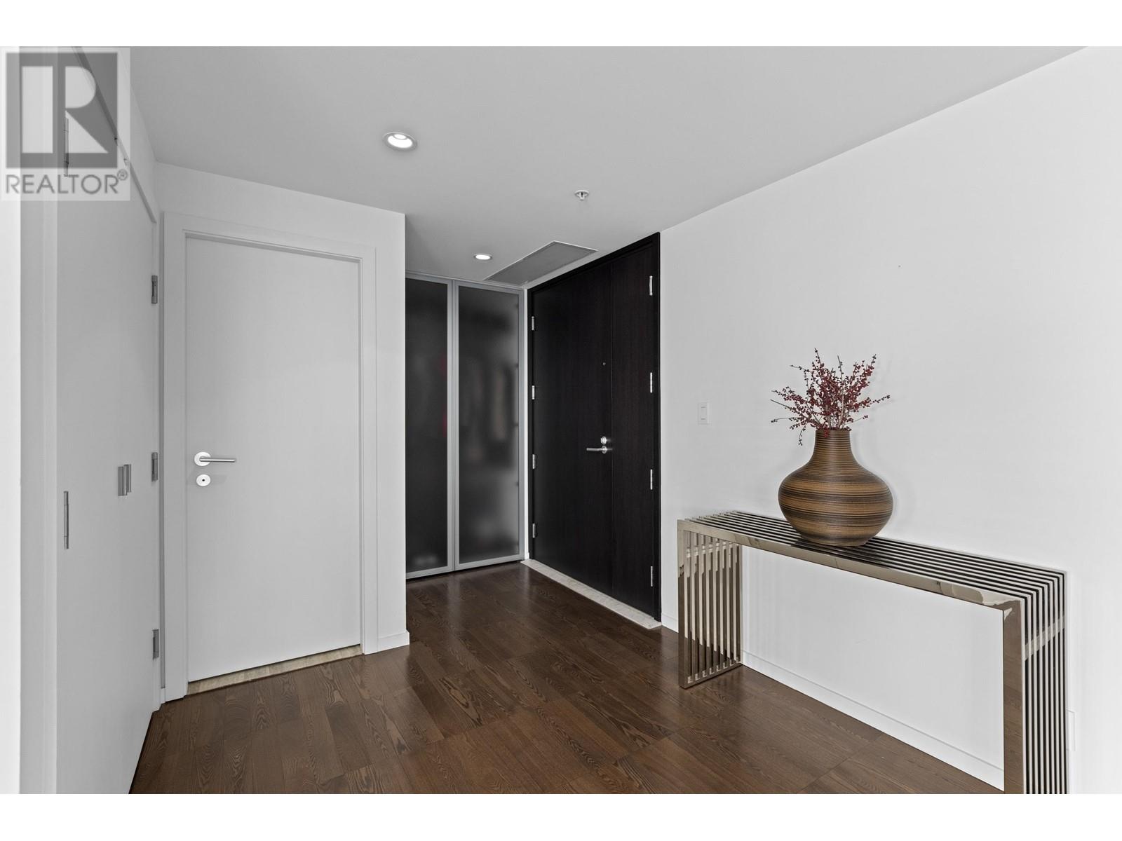 3403 1011 W CORDOVA STREET