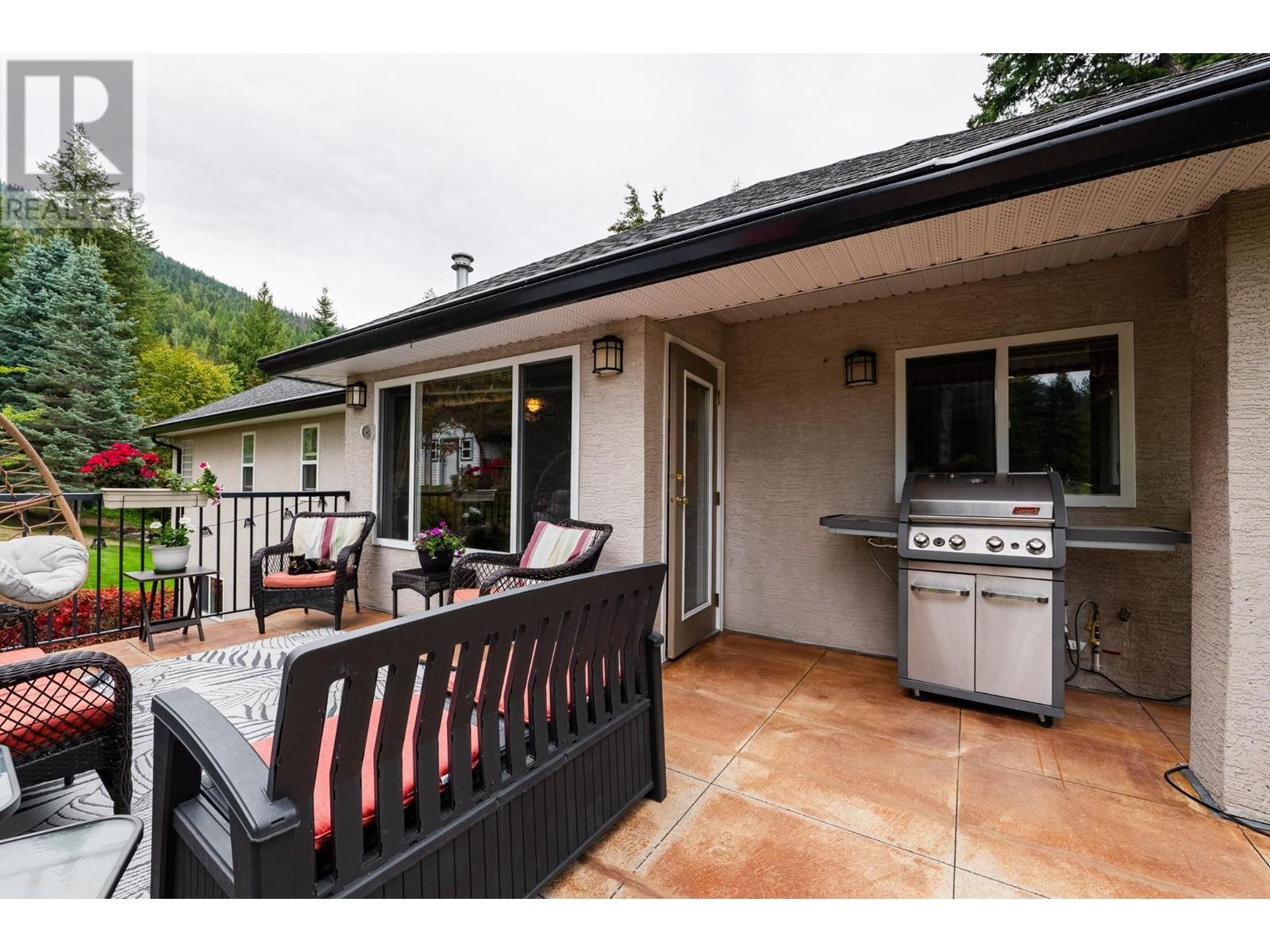 3435 BODARD  Drive Nelson