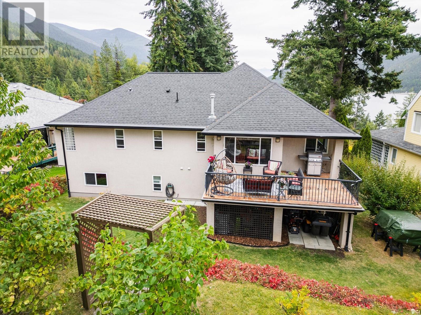 3435 BODARD  Drive Nelson