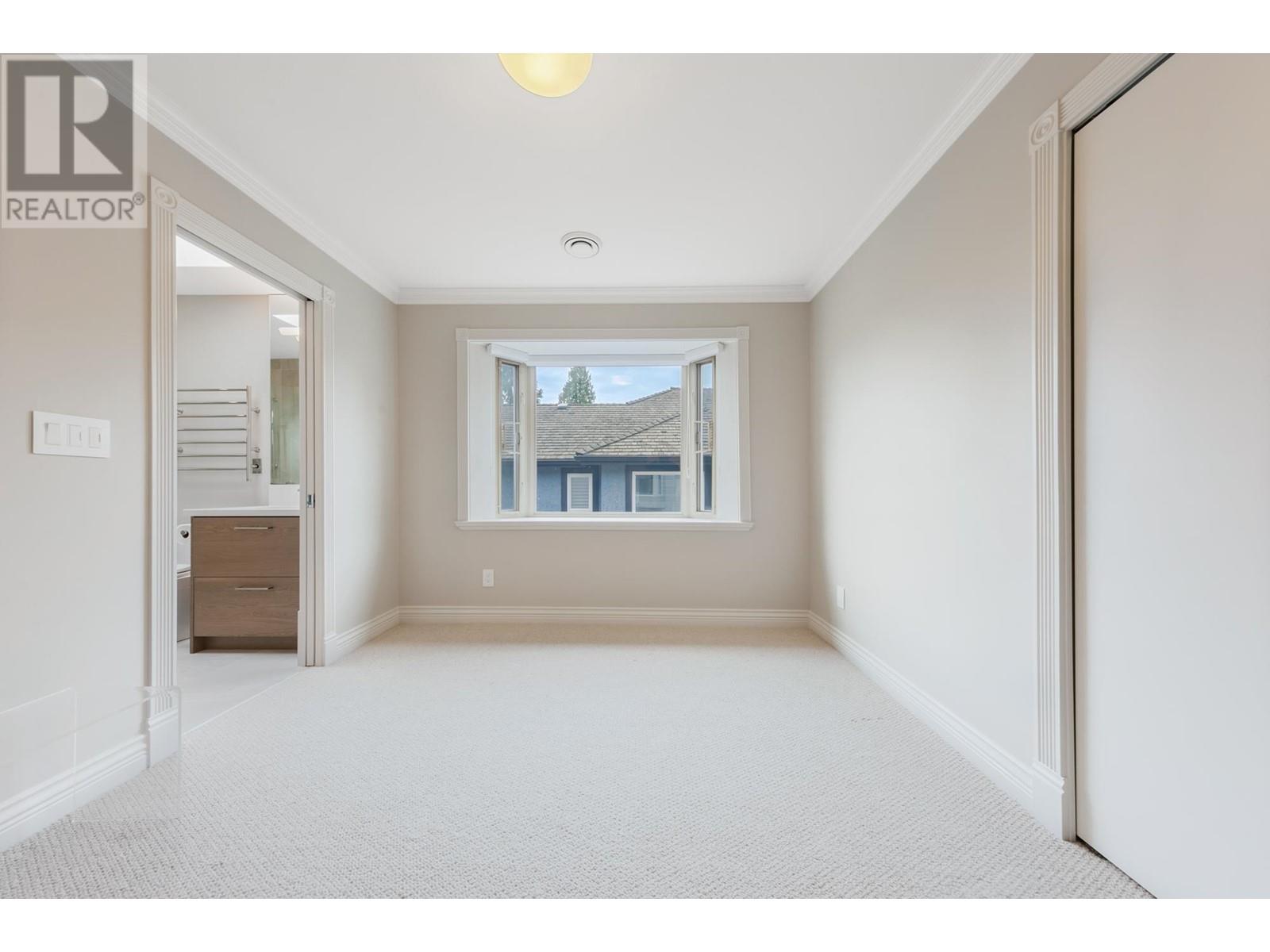 Listing Picture 20 of 34 : 1688 W 61ST AVENUE, Vancouver / 溫哥華 - 魯藝地產 Yvonne Lu Group - MLS Medallion Club Member