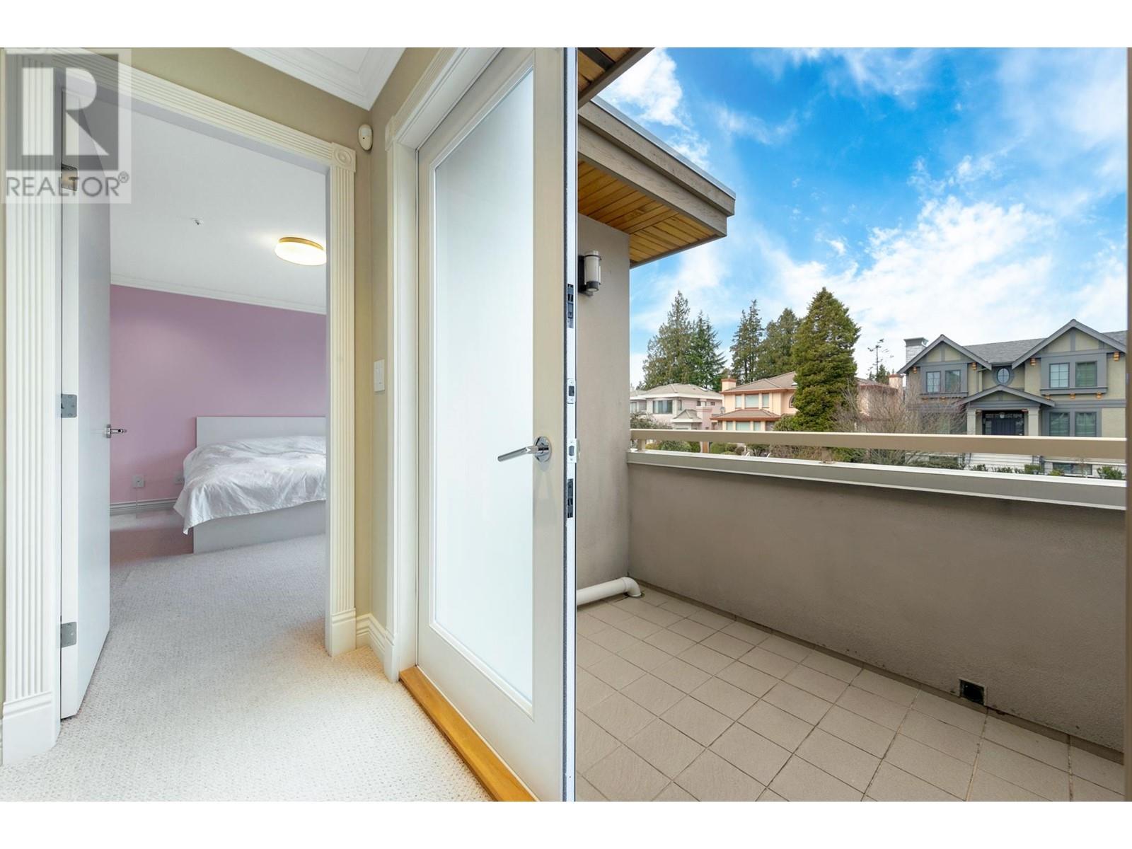 Listing Picture 23 of 34 : 1688 W 61ST AVENUE, Vancouver / 溫哥華 - 魯藝地產 Yvonne Lu Group - MLS Medallion Club Member