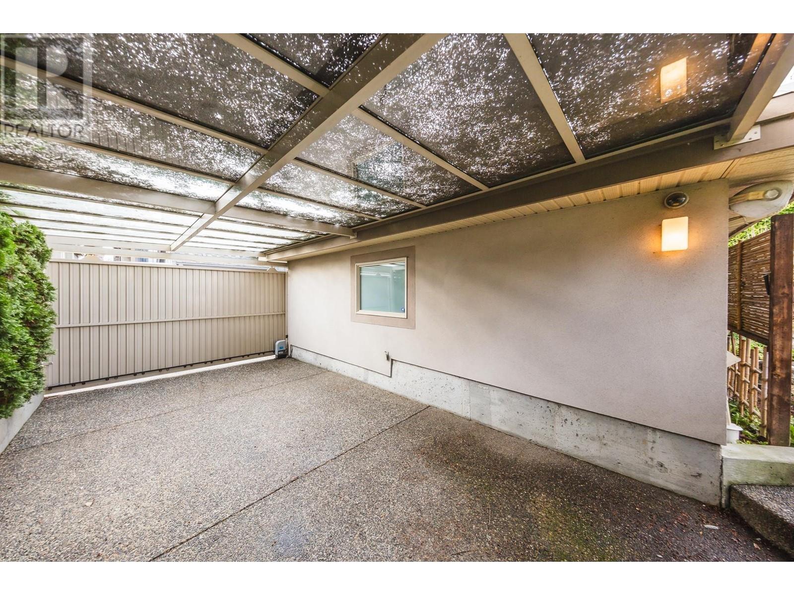 Listing Picture 34 of 34 : 1688 W 61ST AVENUE, Vancouver / 溫哥華 - 魯藝地產 Yvonne Lu Group - MLS Medallion Club Member