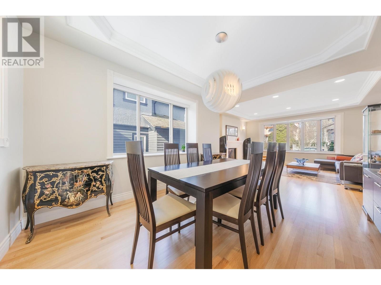 Listing Picture 6 of 34 : 1688 W 61ST AVENUE, Vancouver / 溫哥華 - 魯藝地產 Yvonne Lu Group - MLS Medallion Club Member