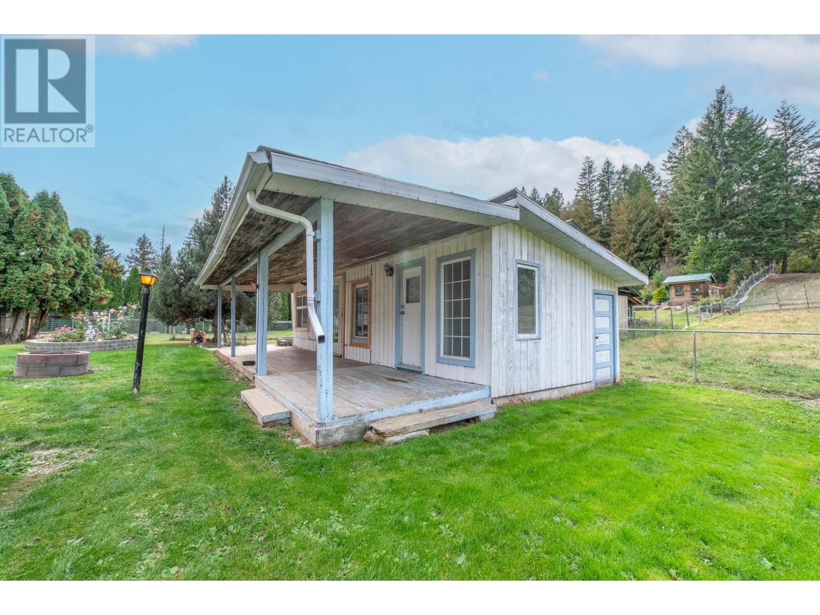 5145 ELSIE HOLMES  Road Creston