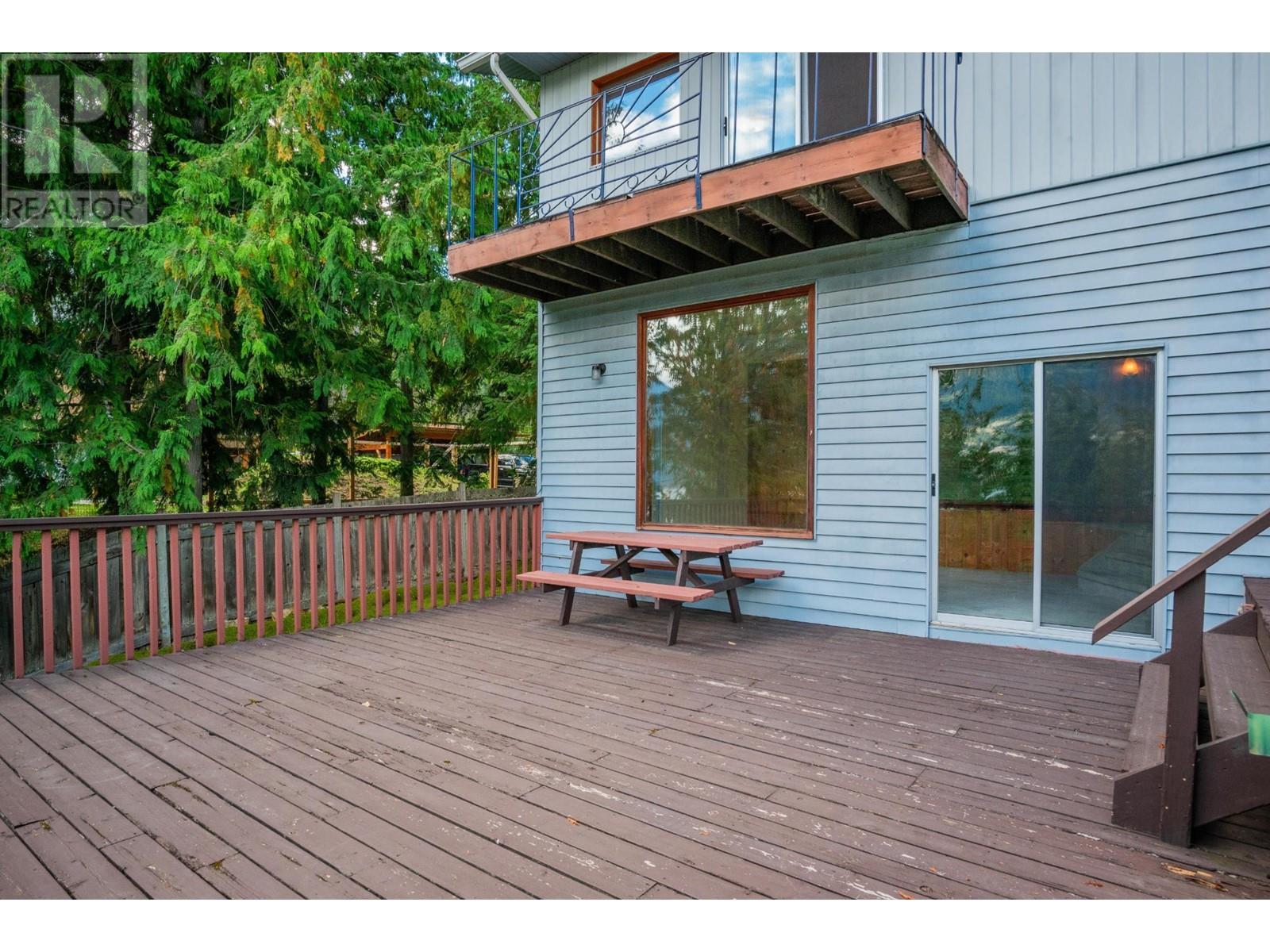 5342 AMUNDSEN  Road Kaslo