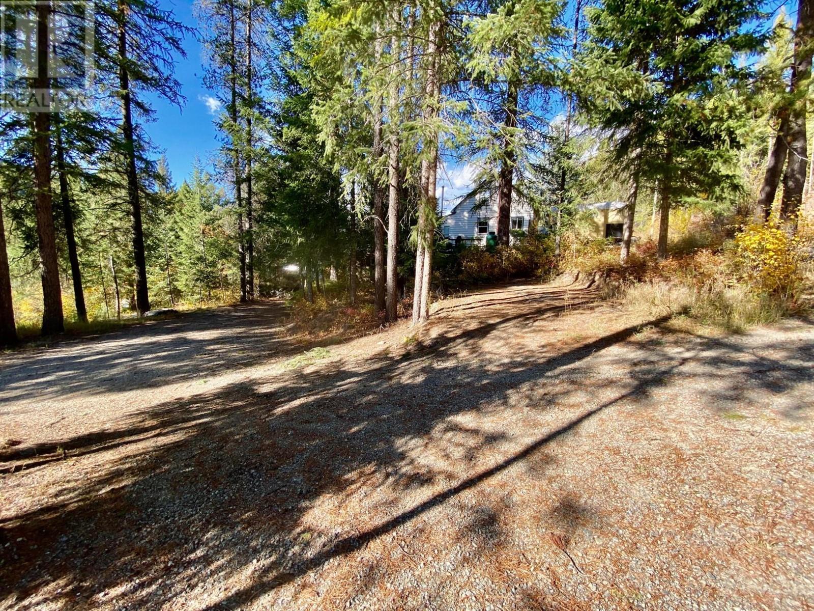 6927 Customs Road, Kingsgate, British Columbia  V0B 1V1 - Photo 29 - 2480062