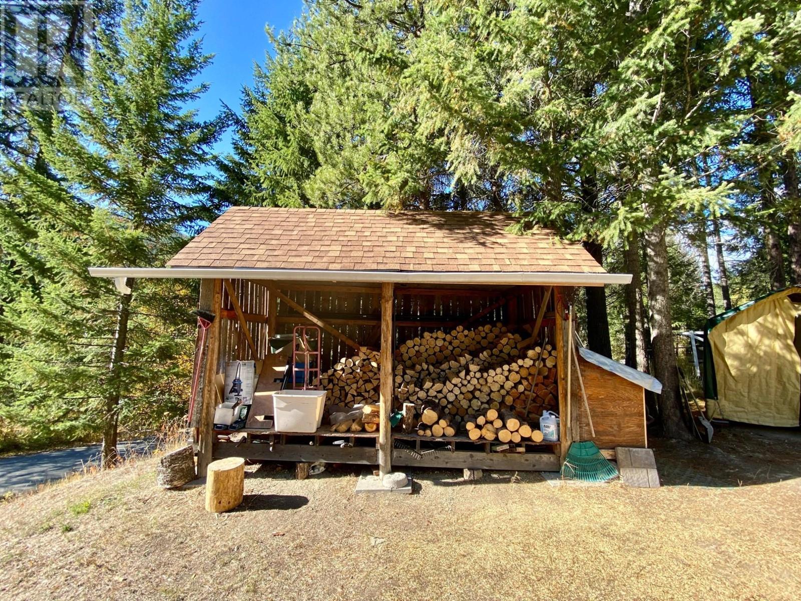 6927 Customs Road, Kingsgate, British Columbia  V0B 1V1 - Photo 28 - 2480062