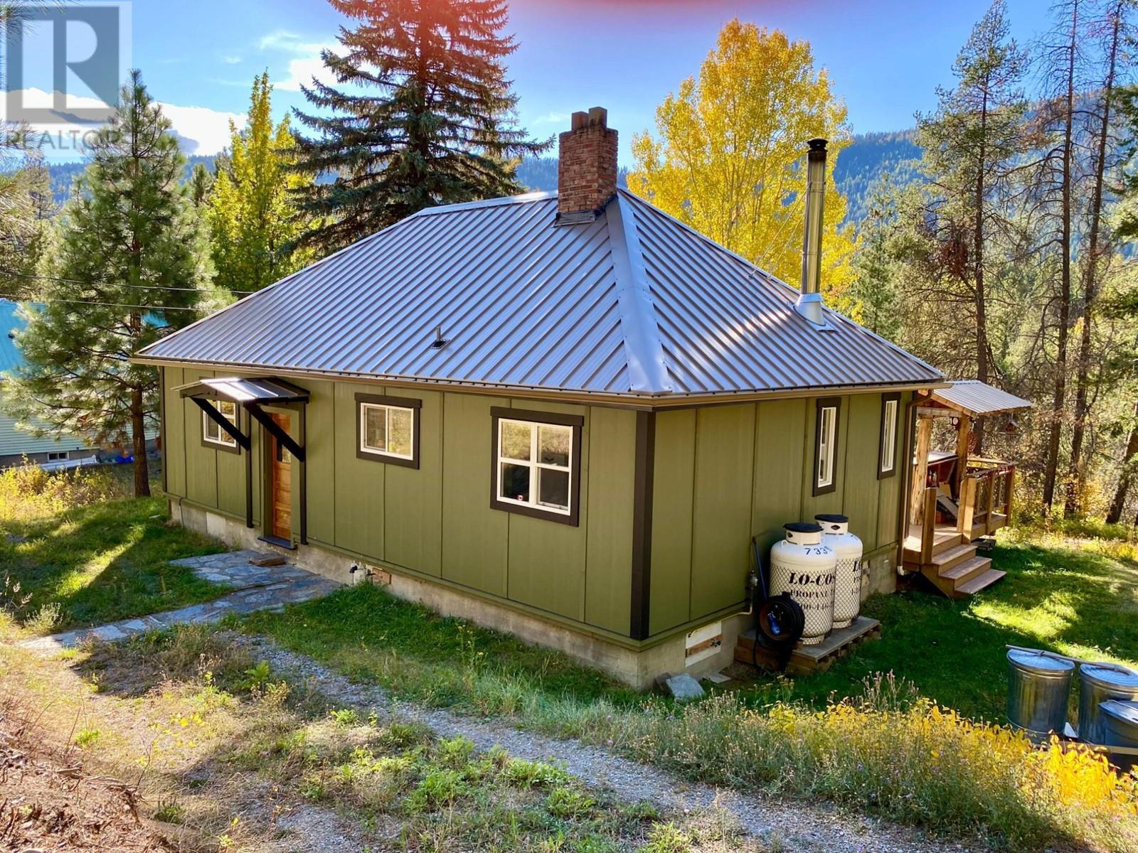 6927 Customs Road, Kingsgate, British Columbia  V0B 1V1 - Photo 25 - 2480062