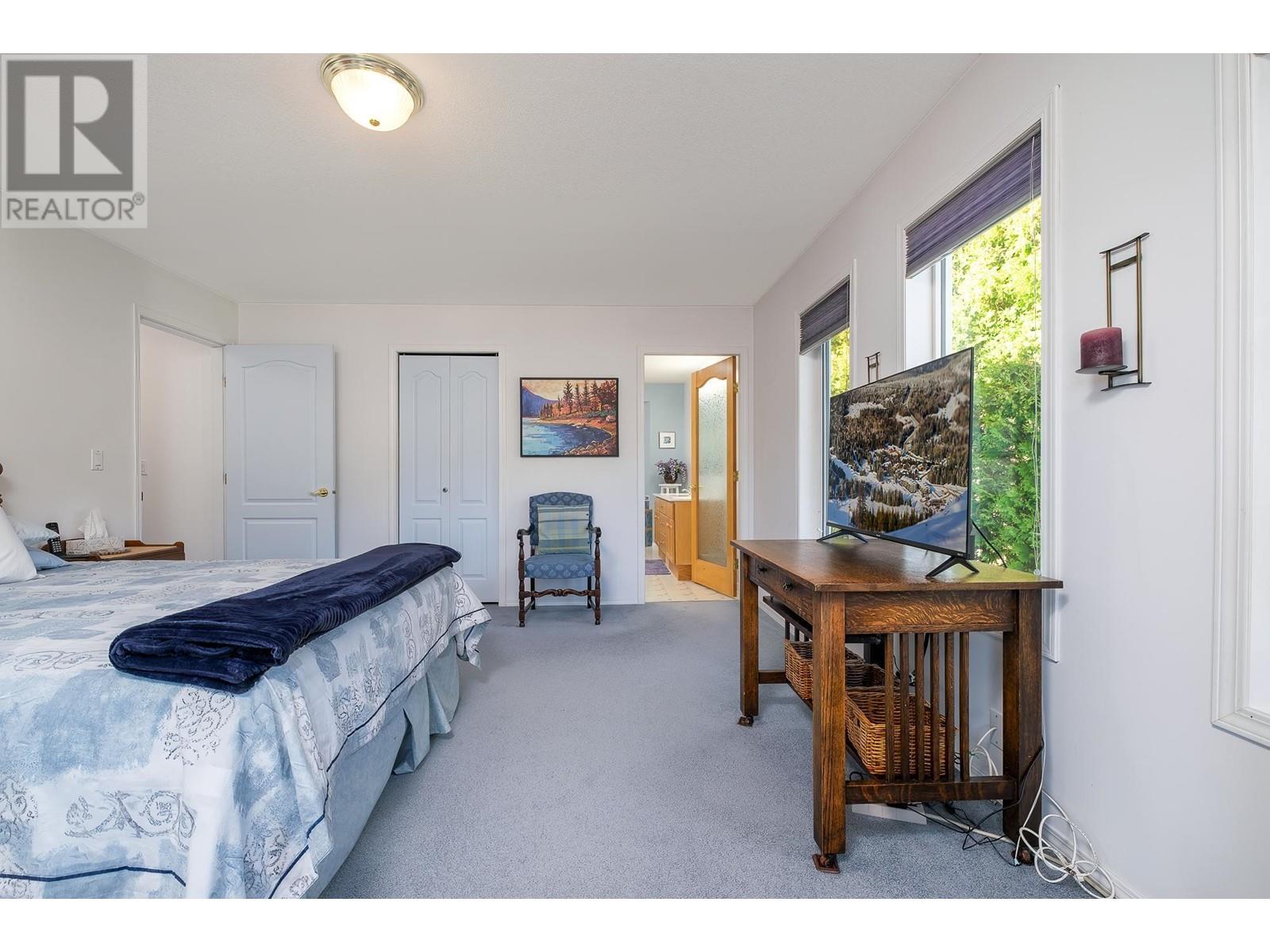 Property at 1495 VICTORIA Avenue image 4