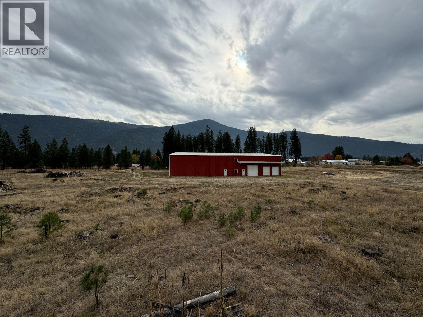 105 60th Avenue, Grand Forks, British Columbia V0H 1H4 - Photo 10 - 2480114